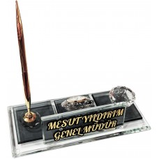isimlik, kristal masa isimliği M112